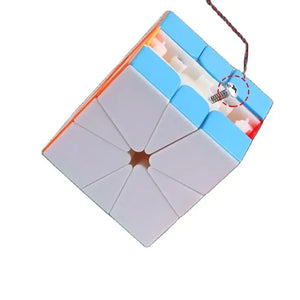 SengSo Square One, a shape-shifting twist puzzle offering a unique and challenging solving experience with a square design.