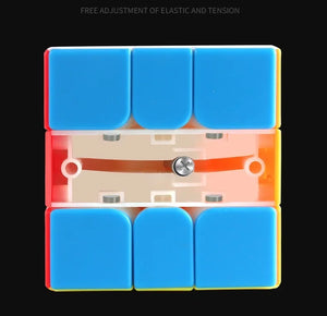 SengSo Square Two, a challenging shape-shifting twist puzzle offering a unique solving experience with a square design