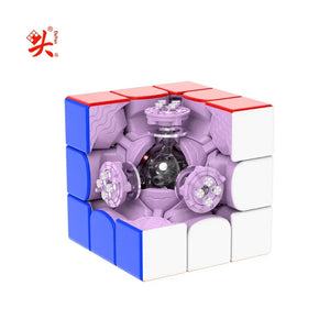 DaYan ZhanChi V5, a high-performance 3x3 speed cube designed for fast turning and smooth solving with improved stability.