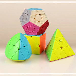 QiYi Ailen Bundle Set, a collection of unique and challenging twist puzzles with different shapes.