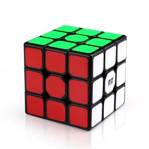 QiYi Sailing W, a high-quality 3x3 speed cube known for its smooth turning and stable performance.