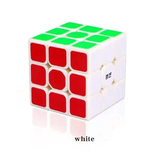 QiYi Sailing W, a high-quality 3x3 speed cube known for its smooth turning and stable performance.