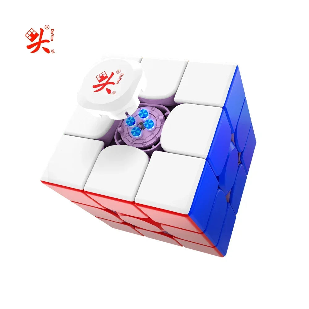 DaYan ZhanChi V5, a high-performance 3x3 speed cube designed for fast turning and smooth solving with improved stability.