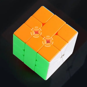SengSo Square Two, a challenging shape-shifting twist puzzle offering a unique solving experience with a square design